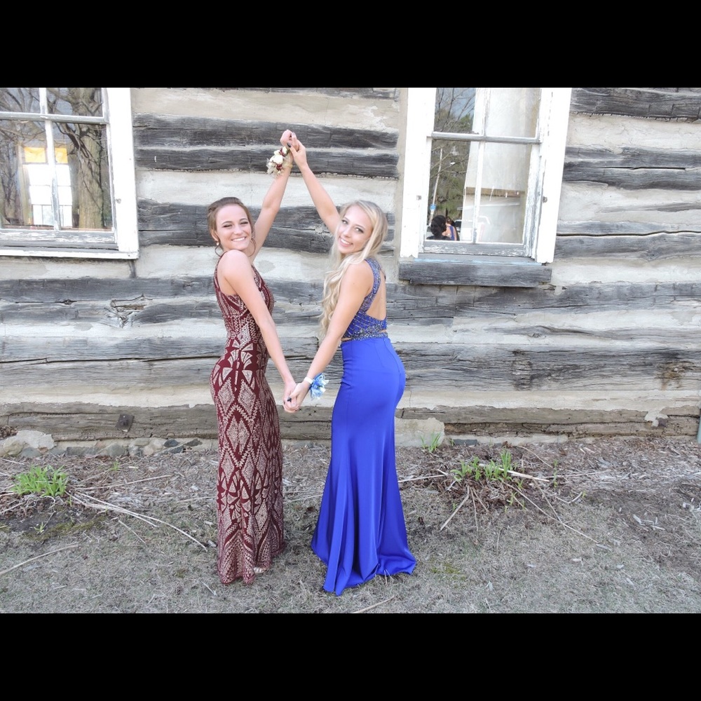 Burgundy prom dress